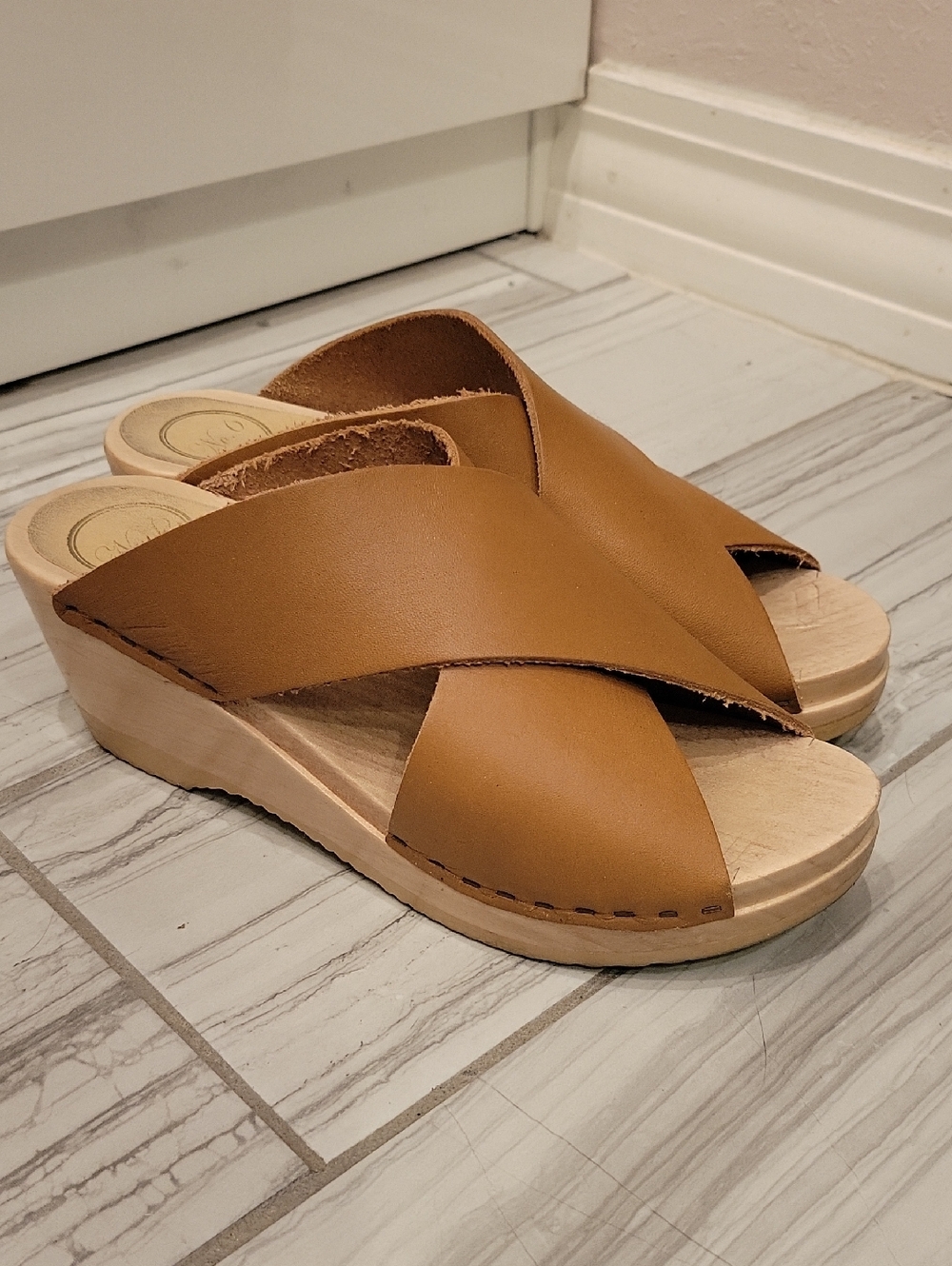 Women’s Tan Leather Crossover Slide Wedge